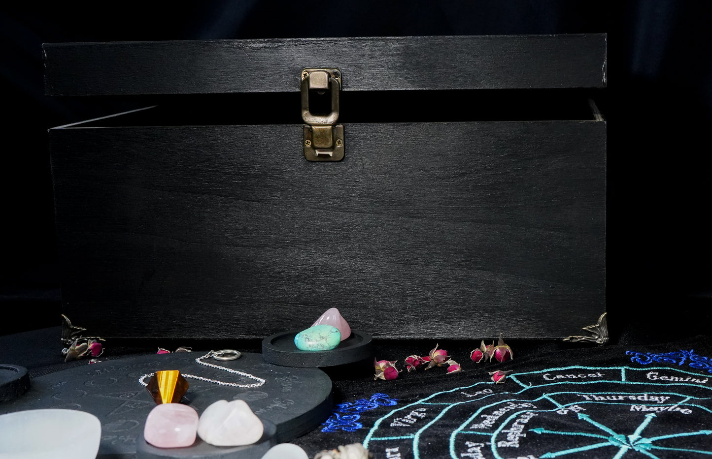 Witch Altar Kit