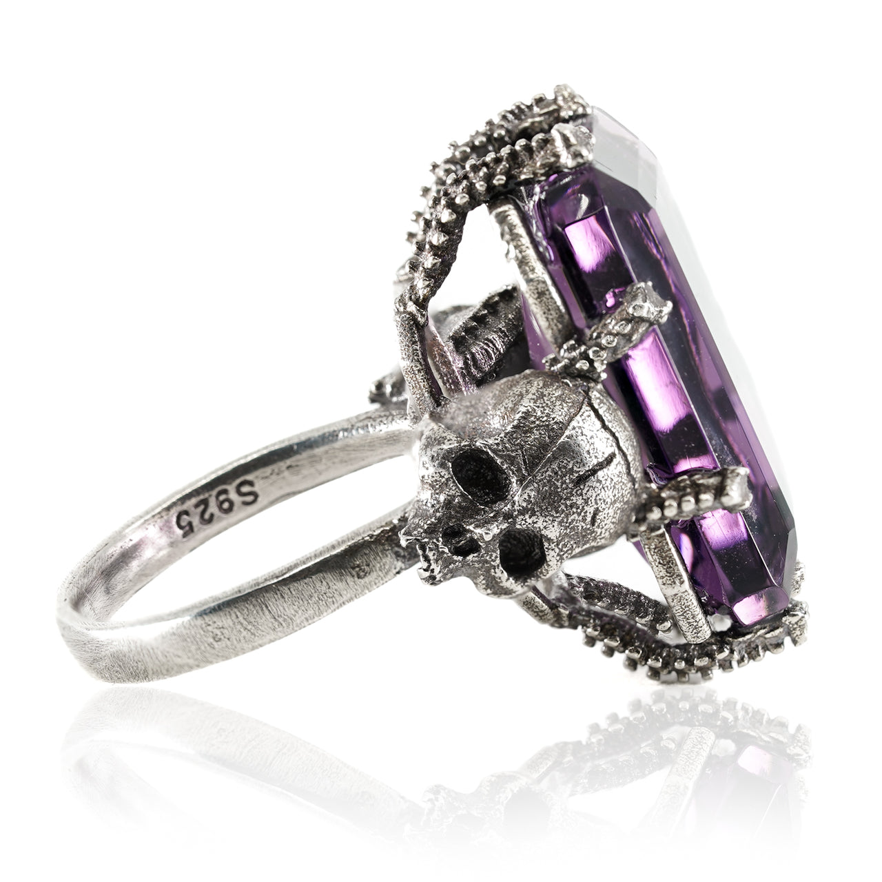 Mausoleum - Amethyst Skull Ring